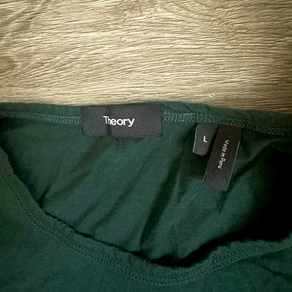Theory Large Green T Shirt